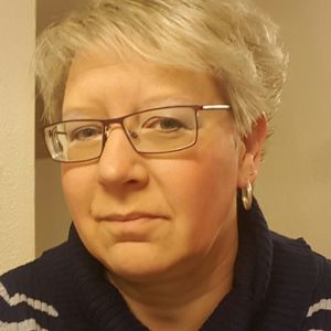 Meet your Posher, Peggy